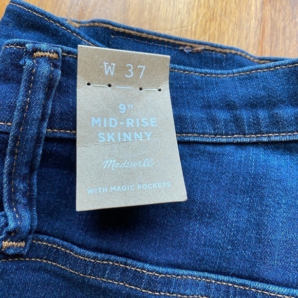 Madewell 9" Mid Rise Plus Size Skinny Jeans - Picture 3 of 11